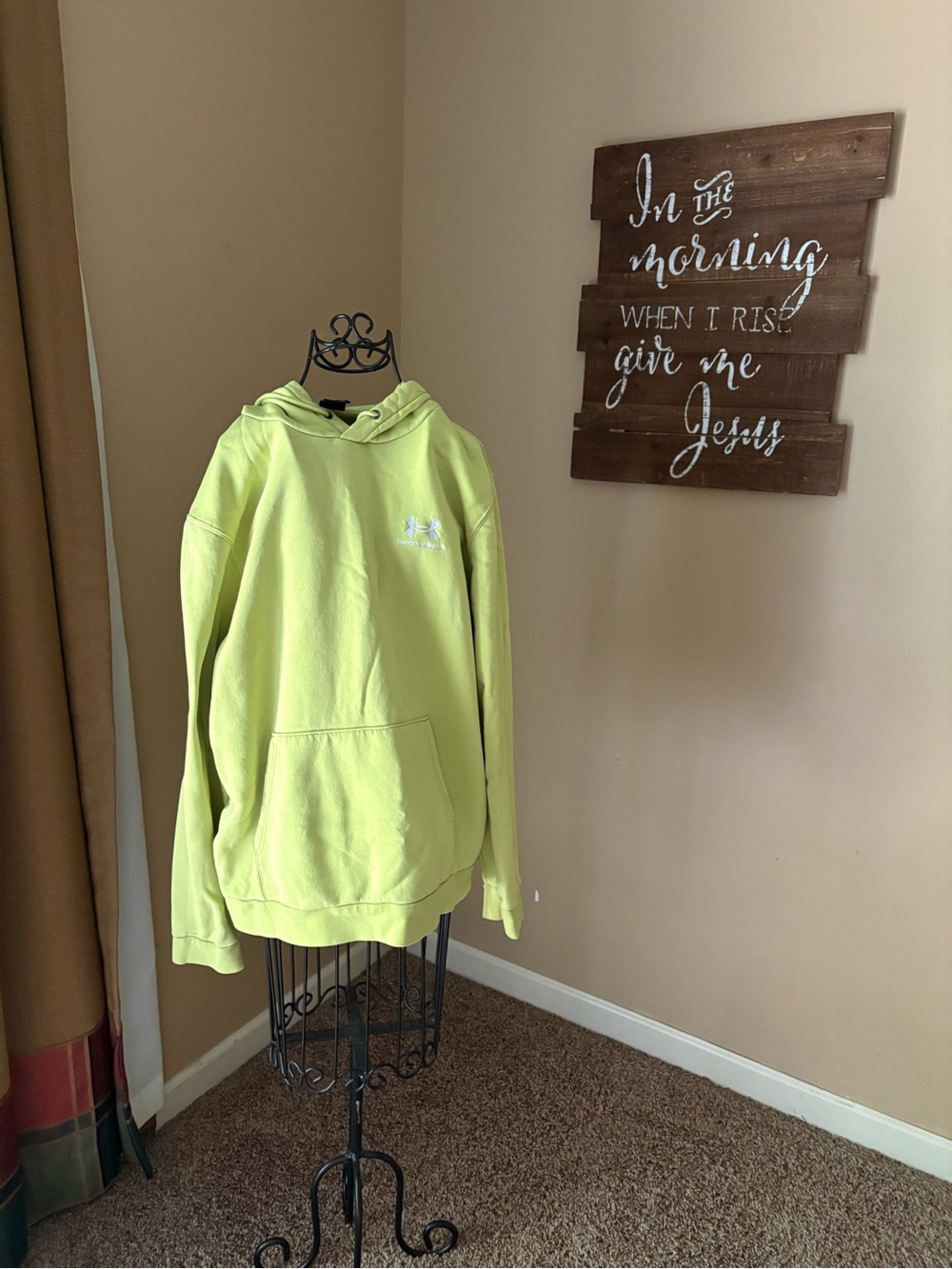 Under Armour Hoodie